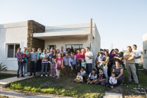 Bahl recorrió obras habitacionales.