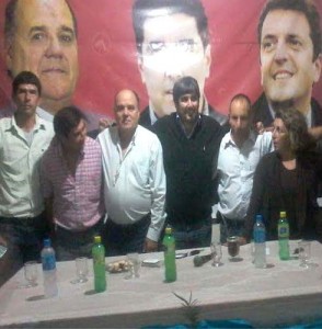 Fuertes junto a sus referentes.