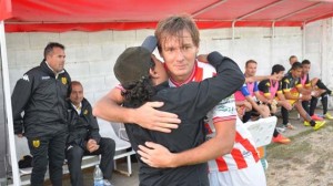 Gómez, otra pérdida en el fútbol