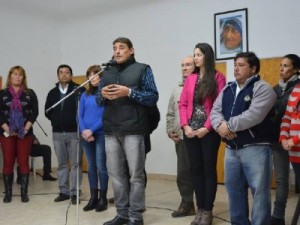 Landra lanzó su precandidatura.