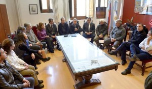 Dirigentes radicales de la ciudad anunciaron su pase al oficialismo municipal.