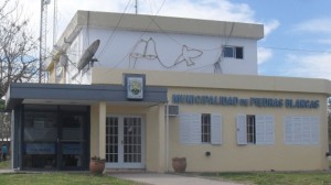 Piedras Blancas adhiere a la emergencia sanitaria.