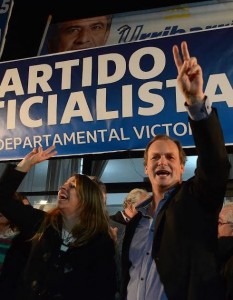 Bordet instó a "construir un gran triunfo para seguir transformando Entre Ríos".