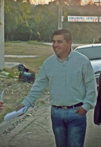 Lescano visita a los vecinos de Pueblo Brugo