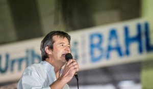 Adán Bahl.