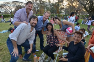 Junto a Bordet los candidatos locales realizaron una caminata por la Costanera de Concordia