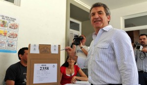 Urribarri se reúne con candidatos y legisladores para analizar las PASO