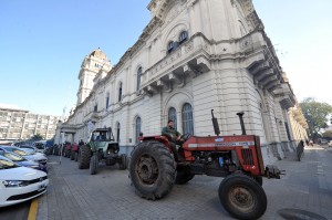 Los tractores se retiraron el martes por la mañana