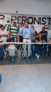Varisco con dirigentes peronistas