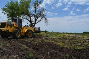 Tareas de saneamiento en el ex basural de Seguí