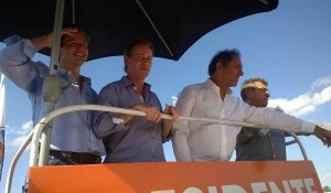 Scioli en caravana por Paraná