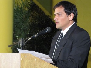 Aquino analizó la situación polÍtica del PJ