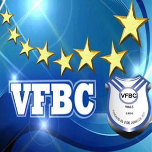 Viale FBC le respondió a Rezzet