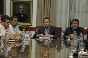 Gobierno y gremios estatales se reunieron este jueves.