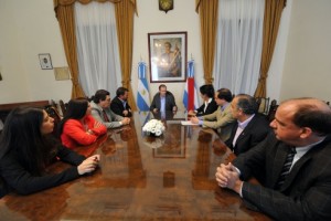 Para recuperar crédito internacional.