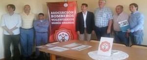 Aporte a Bomberos de María Grande.