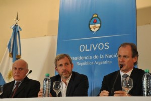 Bordet junto al ministro Frigerio