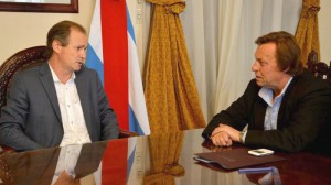 Por obras en Paraná.