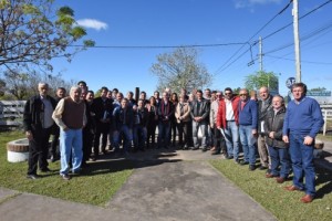 Bordet junto a Intendentes del PJ