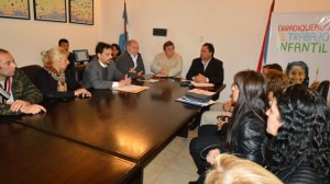 Los empleados conocieron la noticia del cierre del sanatorio en el Ministerio de Trabajo.
