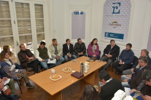 Reunión en el ministerio de Turismo.