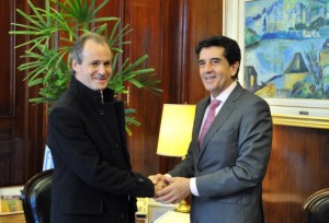 El encuentro se realizó en la sede de la entidad bancaria.