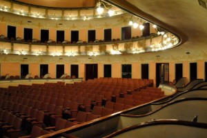  Habrá visitas guiadas por sitios históricos.