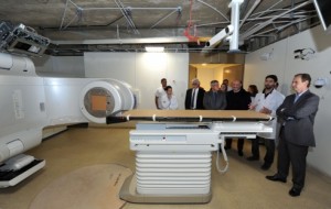 Bordet visitó el Centro de Medicina Nuclear