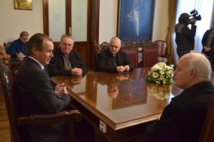 Educación, adicciones y contención de los pobres en la agenda de Bordet con la Iglesia.