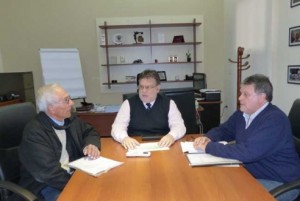 Hay en construcción mas viviendas.