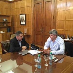 De Angeli se reunió con Buryaile