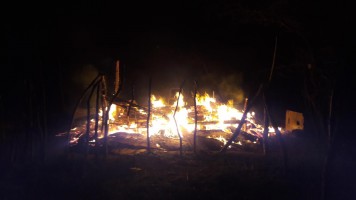 Incendio en una precaria vivienda en Hernandarias