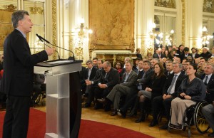 Llegarían a 15 millones las personas sin obra social en el país
