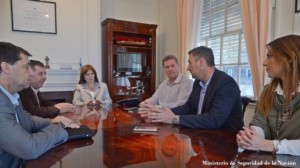 La ministra de seguridad expresó su respaldo para que se avance en la investigació.