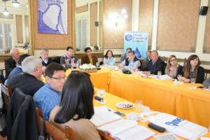 Empresarios con Sorgente y Etienot.