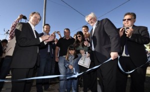 Bordet continúa su recorrido por la provincia inaugurando obras.