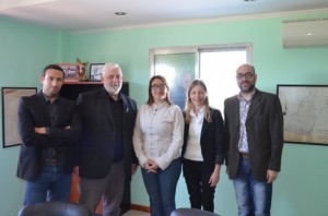 Descentralización de la política de niñez provincial.