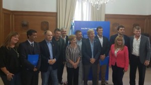 A través del Programa de Atención al Ciudadano.