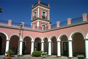 Visita nocturna al Palacio San José