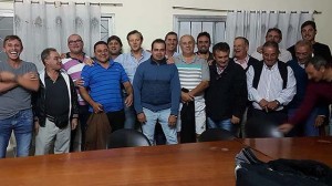 Bahl reunió al peronismo de Paraná