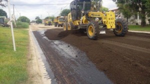 A través de la colocación de asfalto reciclado.