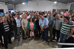 Bordet y Bahl compartieron encuentro junto a vecinalistas de Paraná.