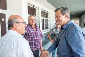 Bahl encabezó el acto.