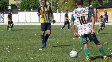 Unión Agrarios Cerrito igualó como local en la primera final.