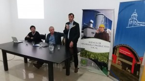 Cerrito expone en una jornada sobre residuos sólidos urbanos y biogás.