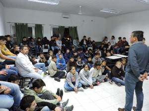 Charlas sobre tabaquismo en escuelas.