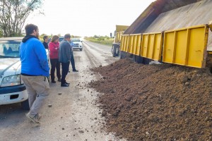 Obras de calzada, reposición de material calcáreo y conservación de accesos.