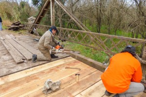 Vialidad, se aboca a consolidar la red secundaria y terciaria de caminos.