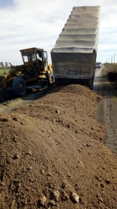 Mejorado de caminos en Seguí