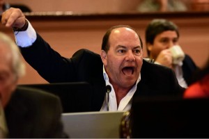 Bahler enojado con los diputados de Cambiemos